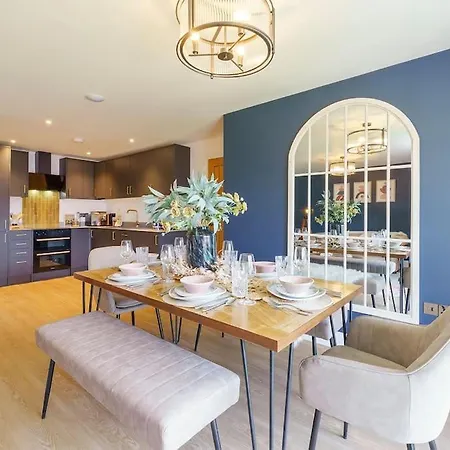 Darlington - 2 Bedroom Luxury By Mint *